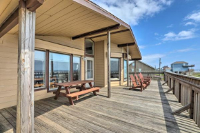 Steps to Beach Home with Deck in Galveston!